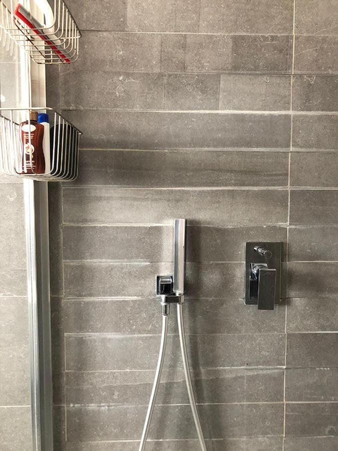 Morivione Apartment - Bocconi Free Parking Милан Экстерьер фото