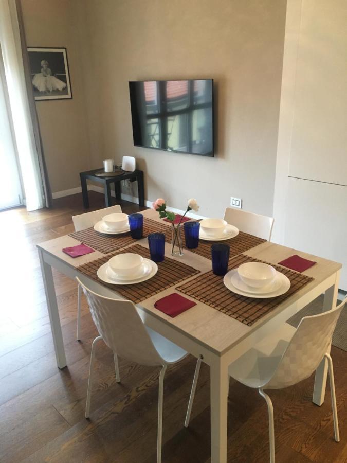 Morivione Apartment - Bocconi Free Parking Милан Экстерьер фото