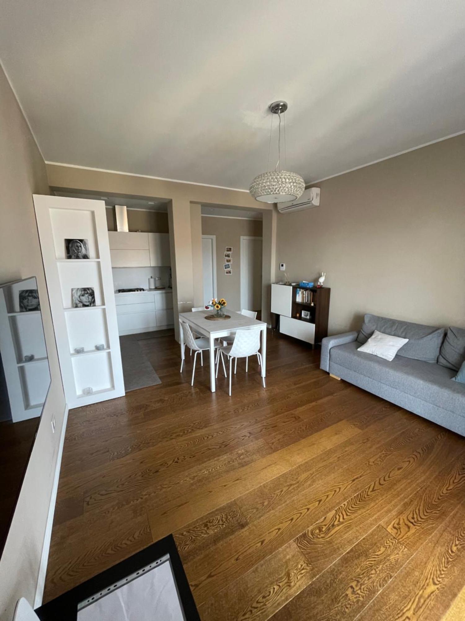 Morivione Apartment - Bocconi Free Parking Милан Экстерьер фото
